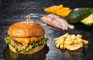 ღორის ხორცის ბურგერი აიდაჰოთი