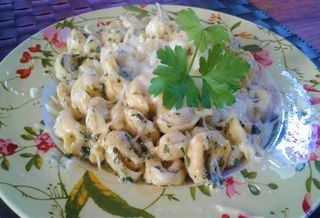 Tortelini relleno (ración 370 Cc.)