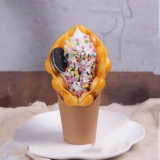 Gelato + Kinder - bubble waffle