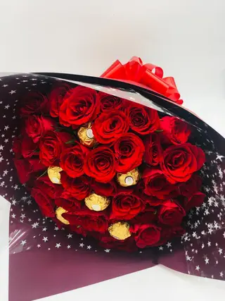 Gold Love Chocolate Bouquet