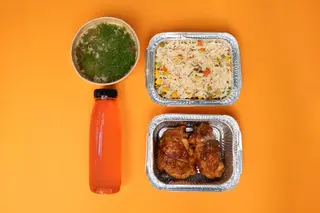 Ланч бульон, стегно куряче гриль, рис з овочами, компот