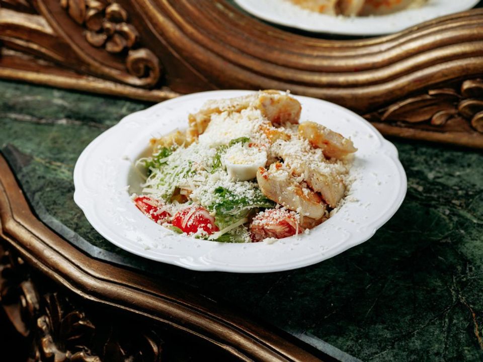 Салат Цезар (270г)