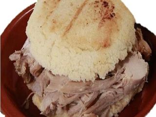 Arepa De Carne Asada