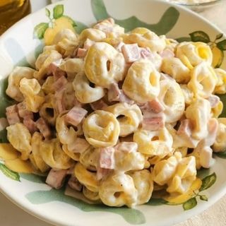 Tortellini panna e prosciutto