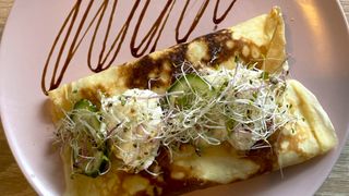 Nalesniki z lososiem