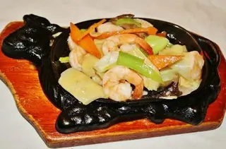 Gamberi con verdure alla piastra