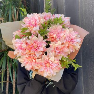 Bouquet 2  tiges dahlia 1 tige feuillage  artificial