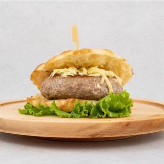 Punjena pljeskavica 250g