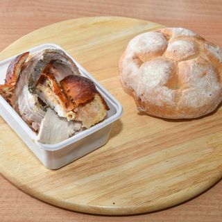 Porchetta 500g e 2 panini rosetta