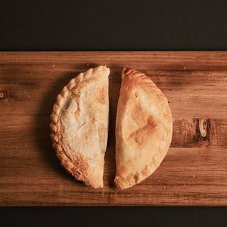 Empanada De Carne Mechada
