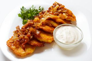 Деруни з грибами (270/50г)