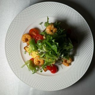 Скрембл с креветками