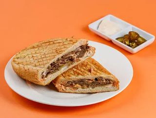 Донер говяжий в батоне 1.5