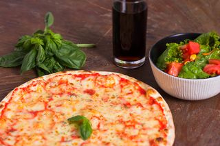 პიცა მარგარიტა (33 სმ)