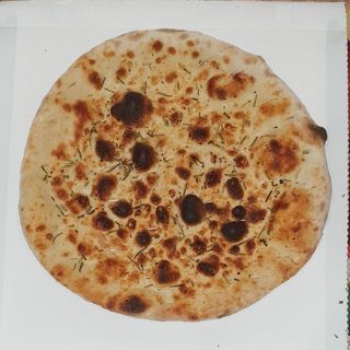 Focaccia con rosmarino, origano, olio EVO