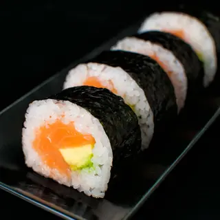 SALMON futomaki 