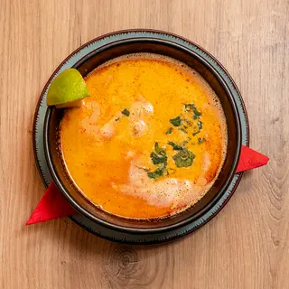 Zupa rybna z kolendrą