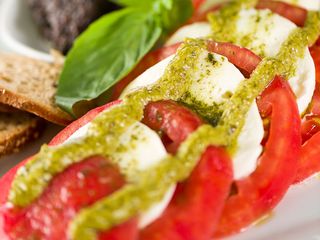 Салата Капрезе (450г)