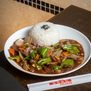 Arroz Blanco Con Ternera Y Salsa De Ostras