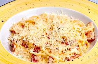 Integralne spaghetti carbonara
