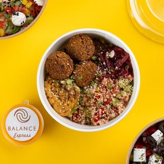 ფალაფელის სამარხვო სალათი