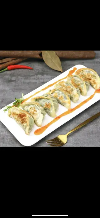 55 Empanadillas de cerdo A La Plancha