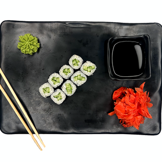 Маки с огурцом