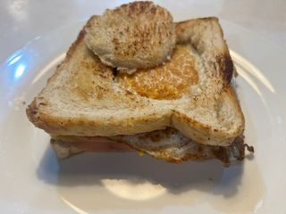 Sándwich Mixto Con Huevo