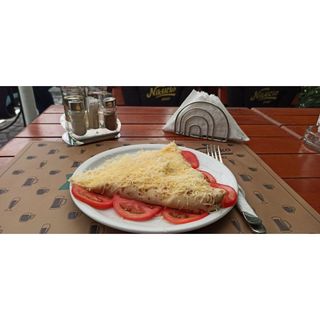 Palačinka sa pečenicom, pavlakom i kačkavaljem