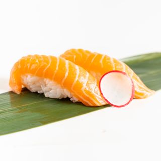 10. Nighiri shakè - 2 pezzi