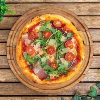 Pizza sa pršutom i rukolom 24 cm