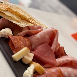 Tabla De Embutidos Y Quesos