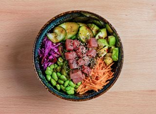 Poke de Atum Marinado