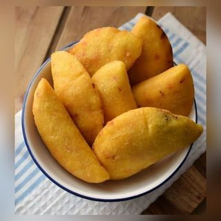 Empanadas De Queso Gouda