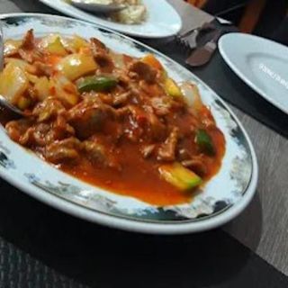 lomo con verduras variadas