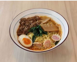 4. Ramen Caliente