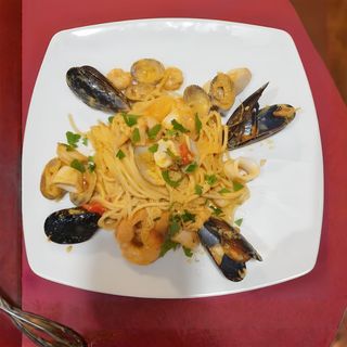 Spaghetti Frutti di Mare al Cartoccio