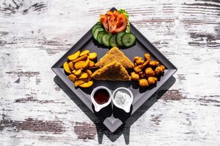 Cheesy and Chicken Start