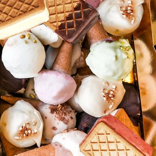 Conetti mignon assortiti 1 kg