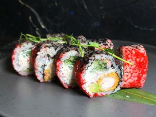 Каліфорнія з Креветкою та сніжним крабом De luxe