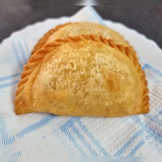 EMPANADA DE POLLO