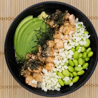 SMOKY SALMÓN POKE