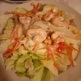 Ensalada con gambas