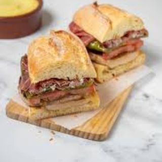 Bocadillo Serranito