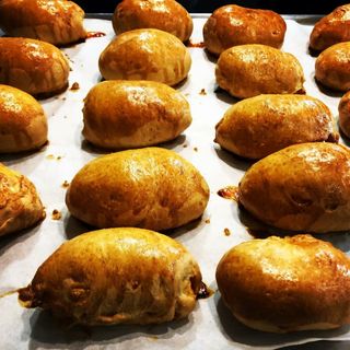 Bollos Preñados De Chorizo