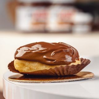 მინი ეკლერი ნუთელათი