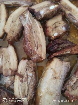 Media De Costilla De Cerdo