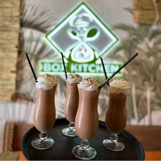 Chocolate Milkshake (340 Ml.)