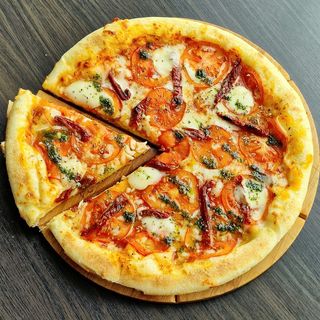 Пицца Маргарита.