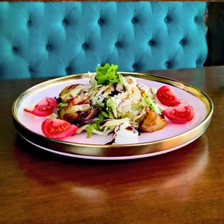 Салат с хрустящими баклажанами